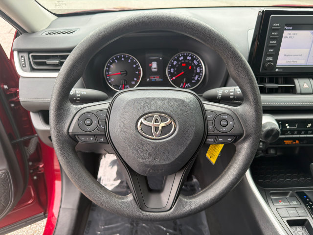 Used 2022 Toyota RAV4 LE FWD image 25