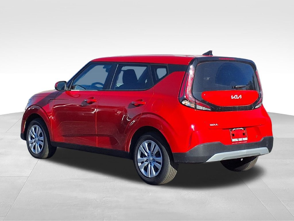 Used 2024 Kia Soul LX FWD image 6