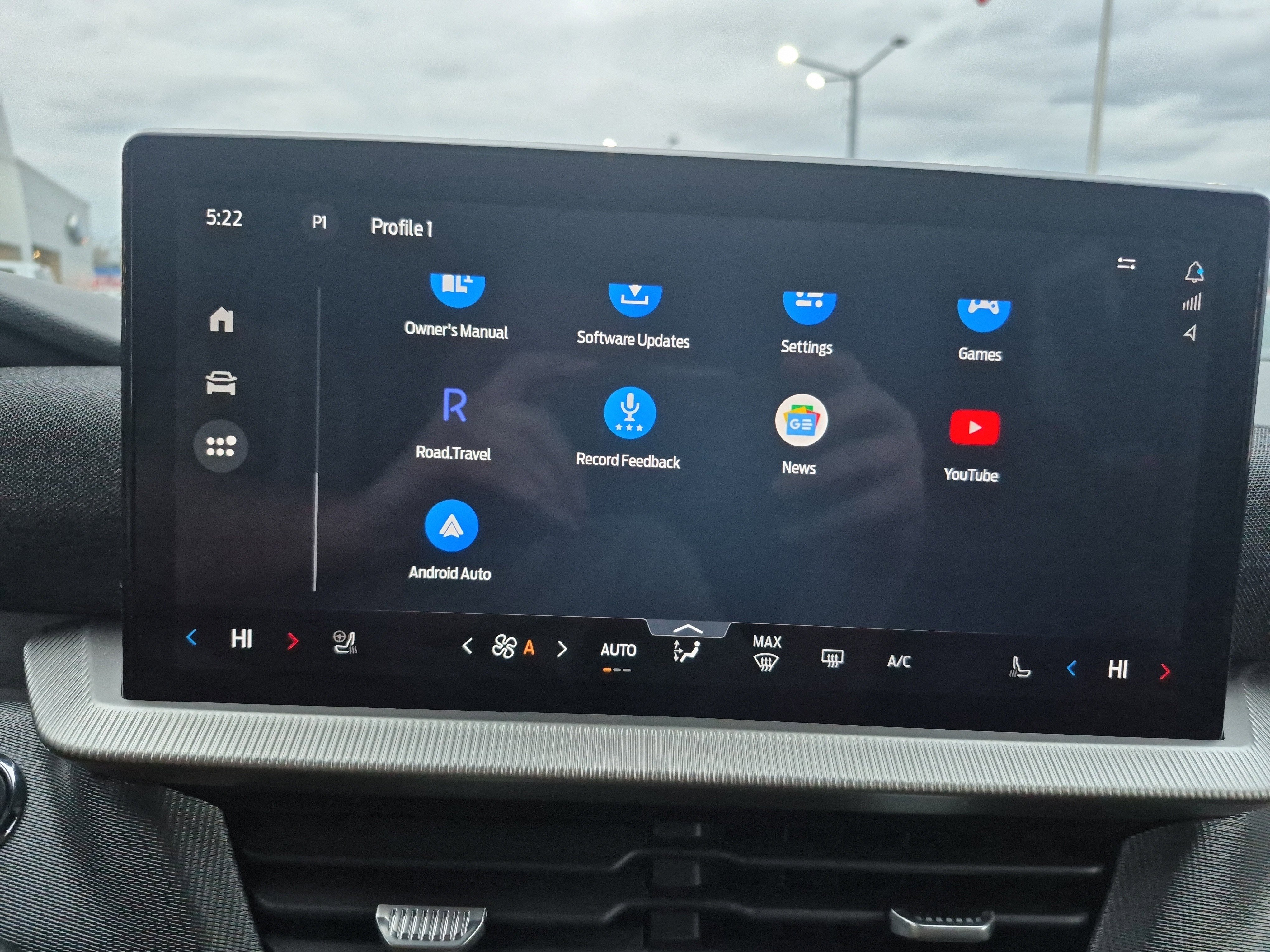 Certified 2025 Ford Explorer ST-Line image 38