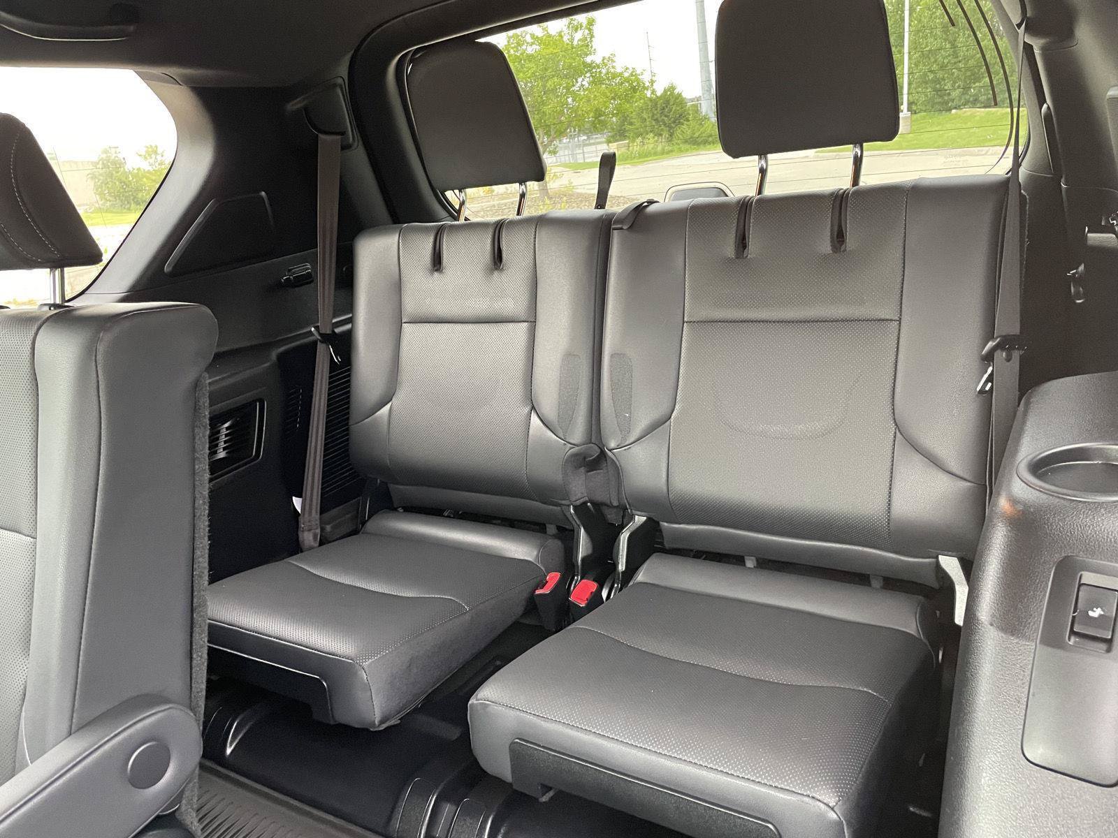 Used 2022 Lexus GX 460 Premium w/ Accessory Package AWD/4WD image 22
