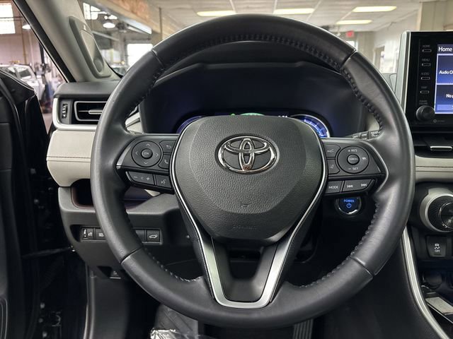 Used 2020 Toyota RAV4 Limited w/ All Weather Liner Package image 6
