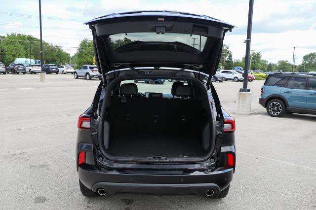 Certified 2023 Ford Escape ST-Line Select w/ Tech Pack #2 AWD/4WD image 12