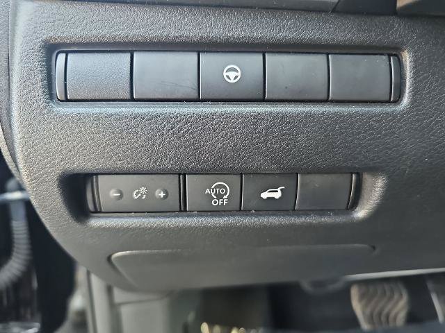 Used 2024 Nissan Rogue SV AWD/4WD image 24