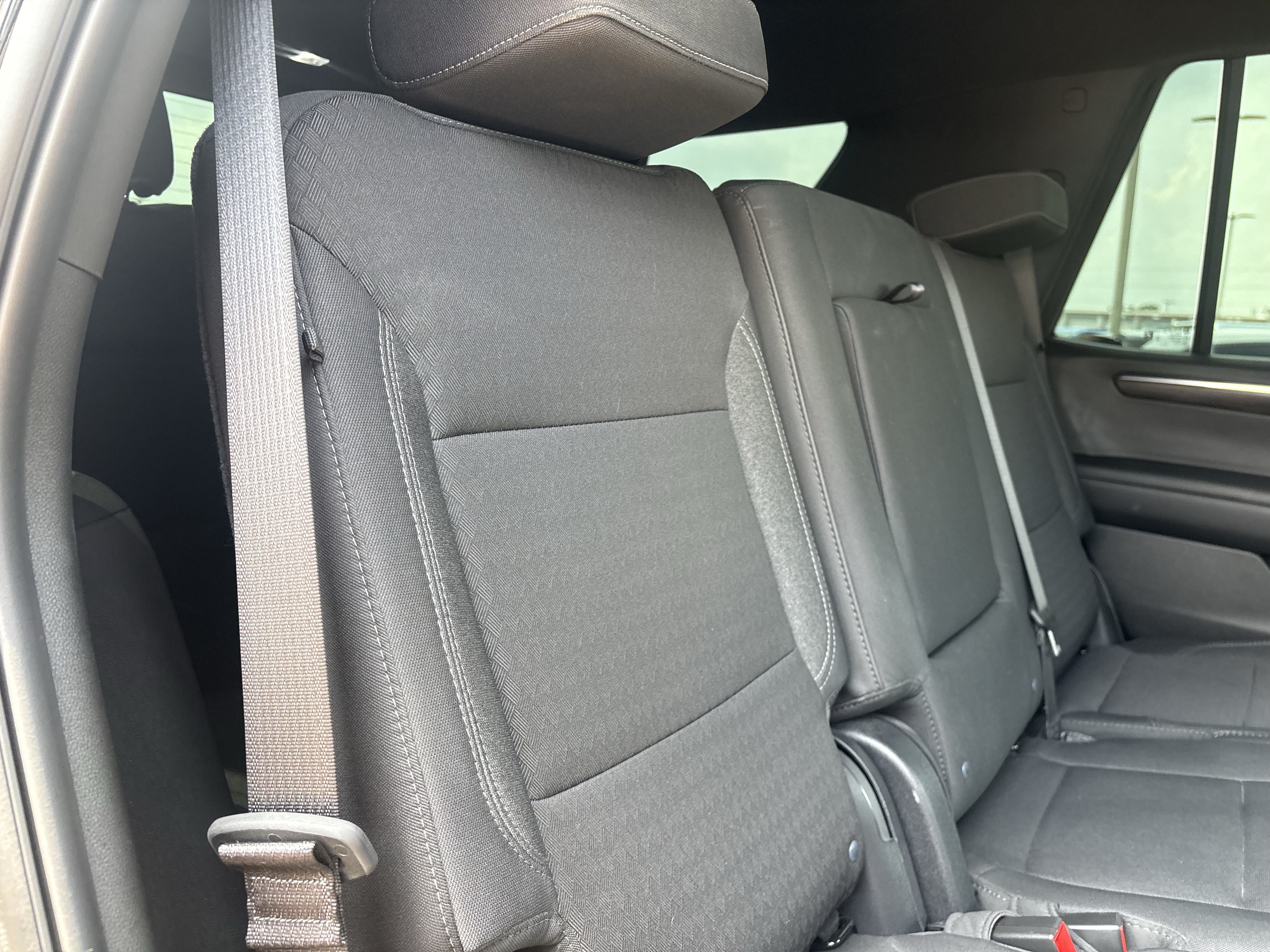 Used 2025 Chevrolet Tahoe LS RWD image 23