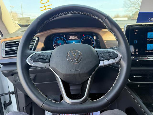 Used 2025 Volkswagen Atlas SE image 11