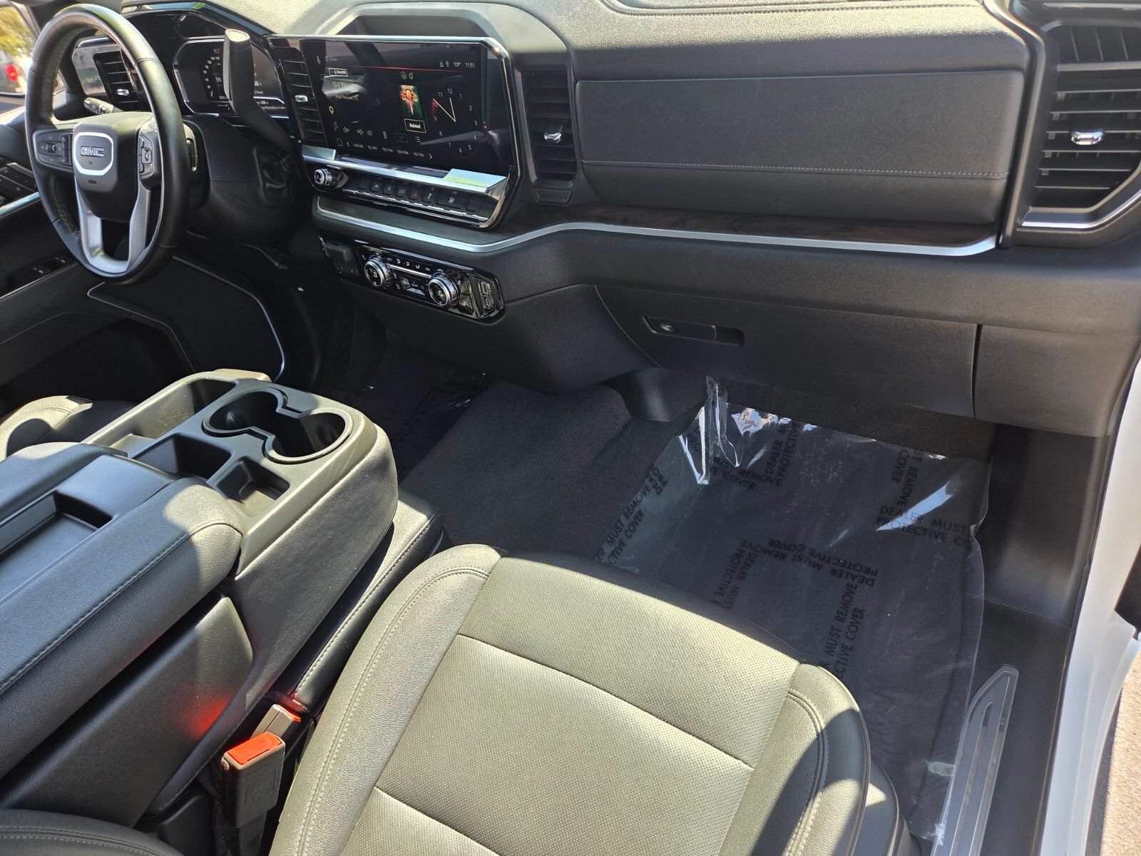 Used 2025 GMC Sierra 1500 SLT RWD image 16