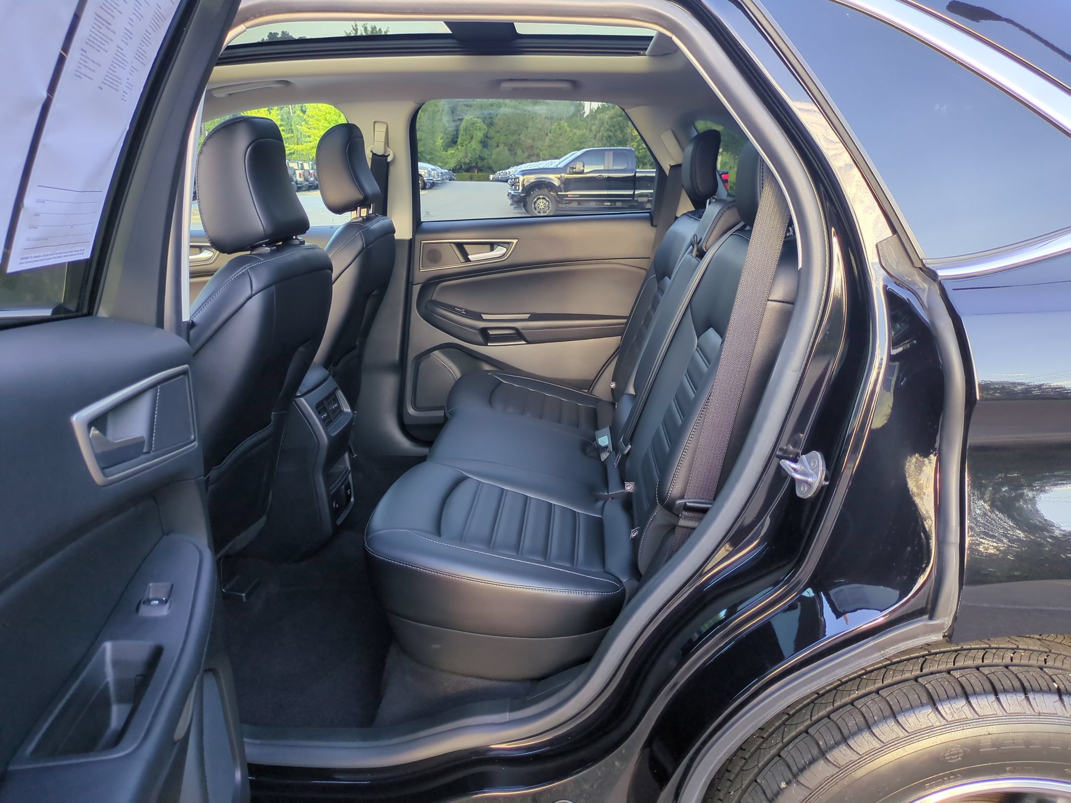 Certified 2022 Ford Edge SEL w/ Convenience Package AWD/4WD image 30