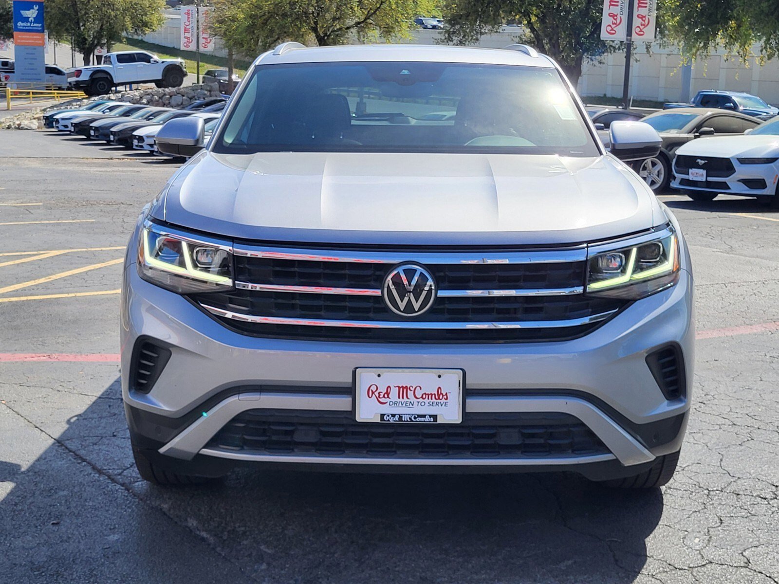 Used 2020 Volkswagen Atlas Cross Sport SEL image 8