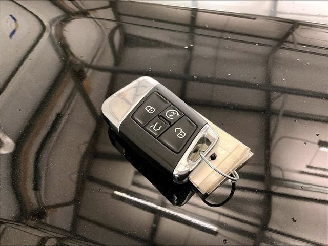 Used 2022 Volkswagen Atlas Cross Sport SE AWD/4WD image 9