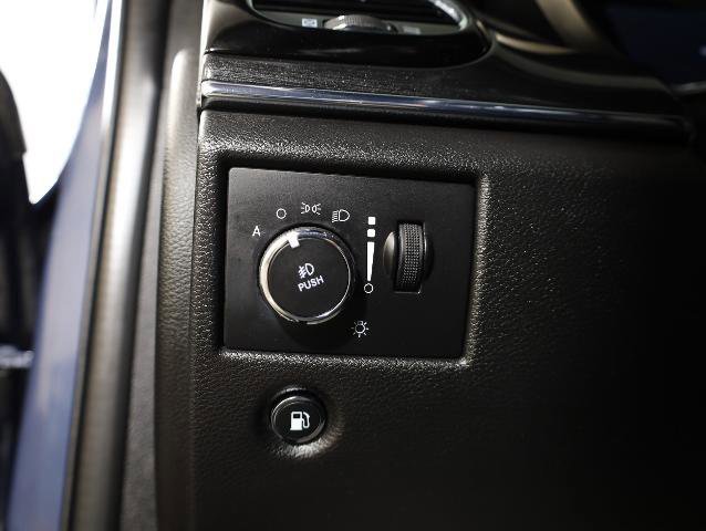 Used 2021 Jeep Grand Cherokee Trailhawk w/ Trailhawk Luxury Group image 22