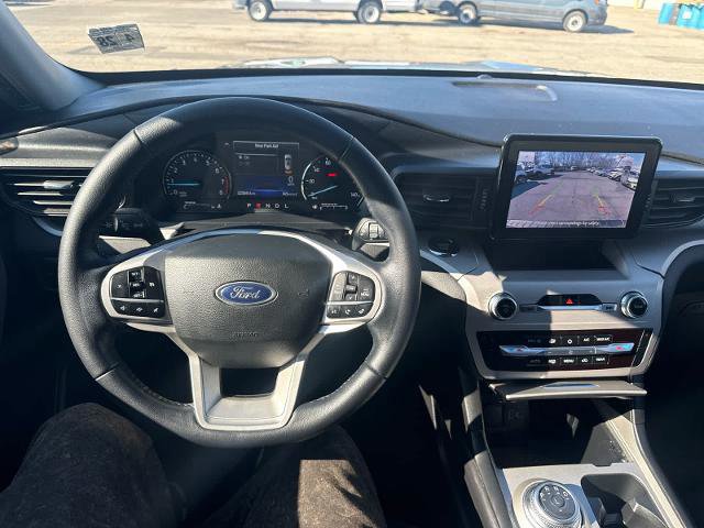 Certified 2023 Ford Explorer XLT image 12