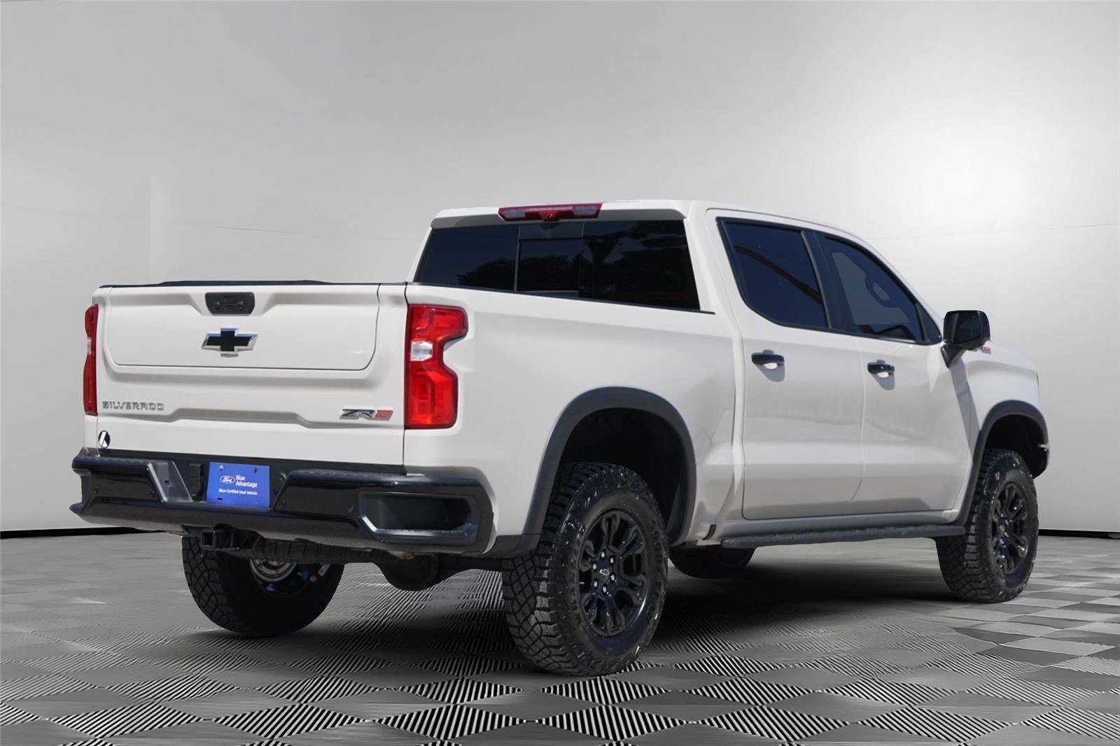 Used 2026 Chevrolet Silverado 1500 ZR2 AWD/4WD image 5
