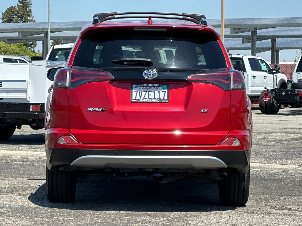 Used 2017 Toyota RAV4 SE FWD image 4