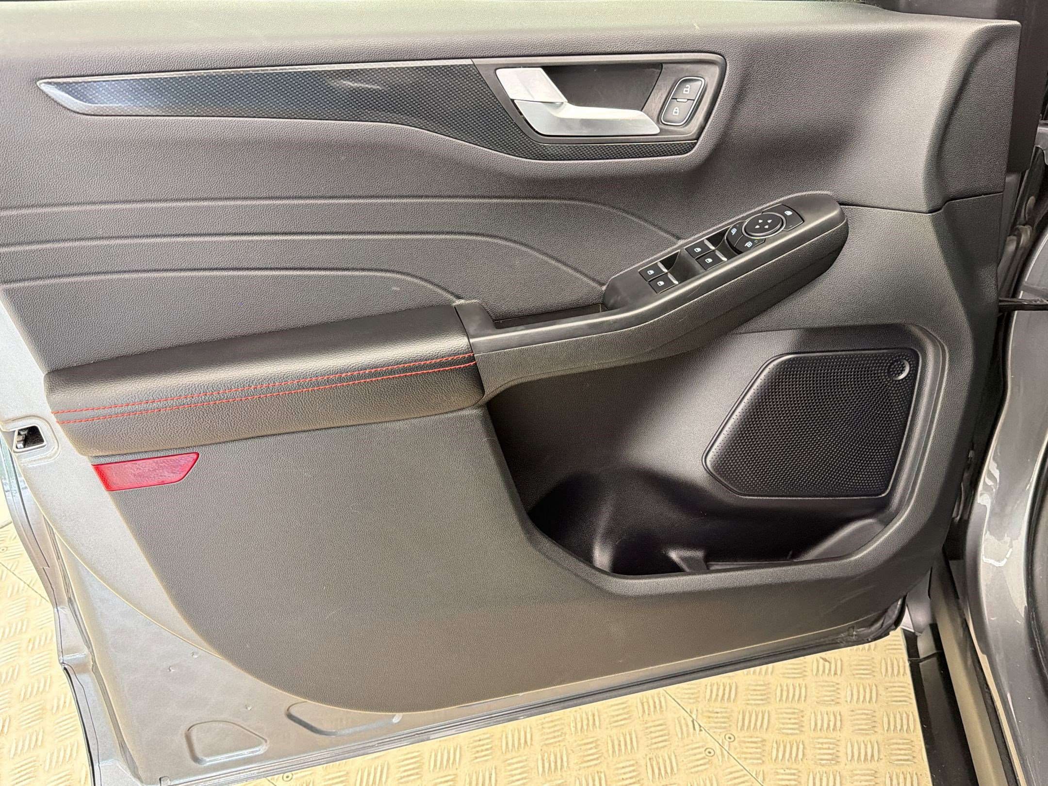 Certified 2023 Ford Escape ST-Line w/ Tech Pack #1 image 20