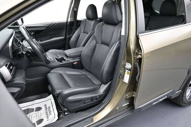 Used 2024 Subaru Outback Limited AWD/4WD image 11