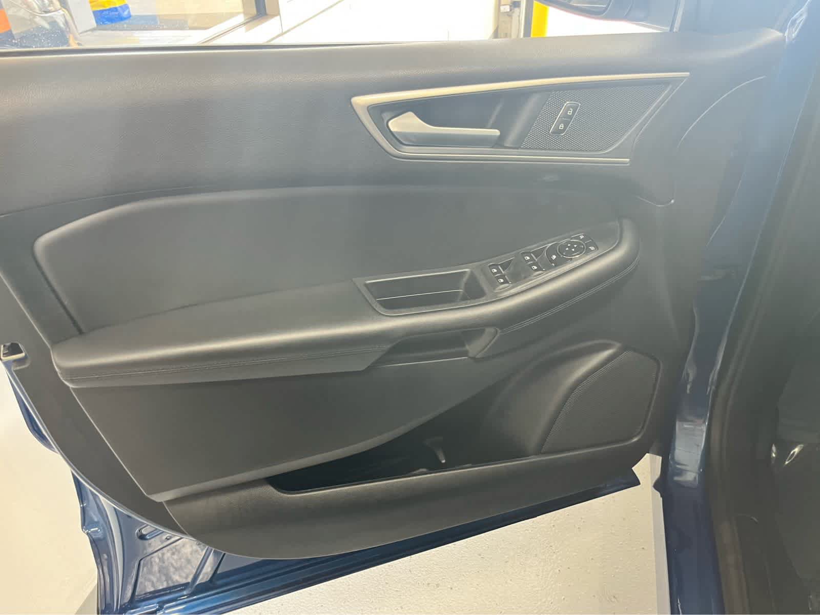 Certified 2024 Ford Edge SEL w/ Convenience Package AWD/4WD image 21