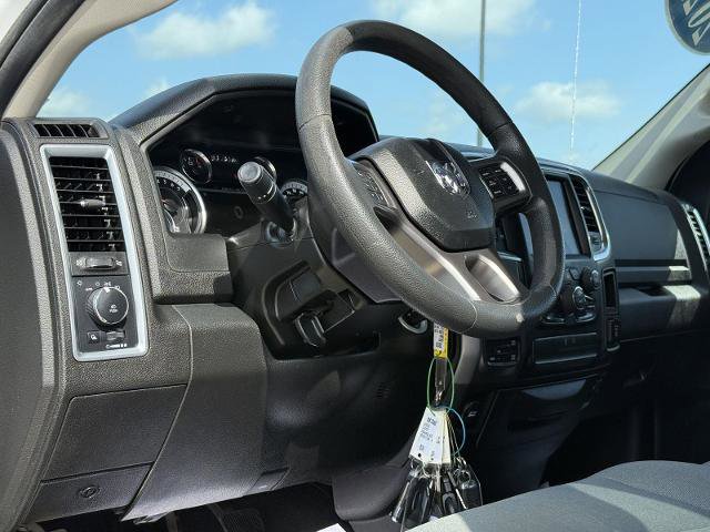 Used 2022 RAM 1500 Classic SLT w/ Electronics Group image 11