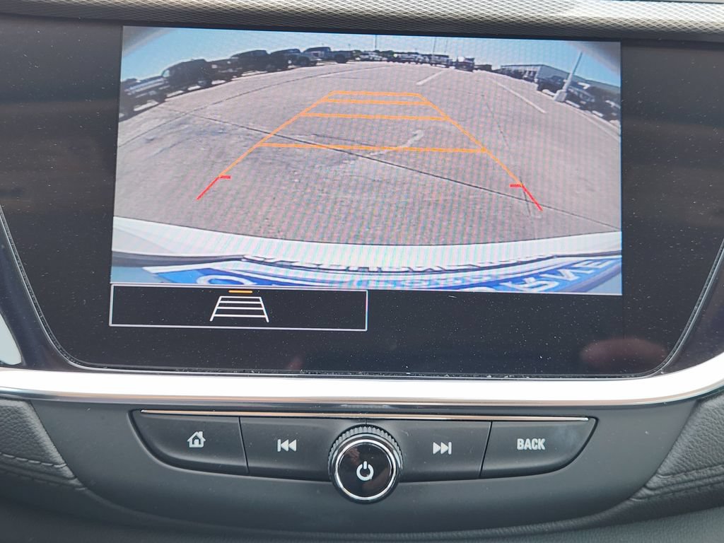 Used 2022 Buick Encore GX Select w/ Sport Touring Package FWD image 17