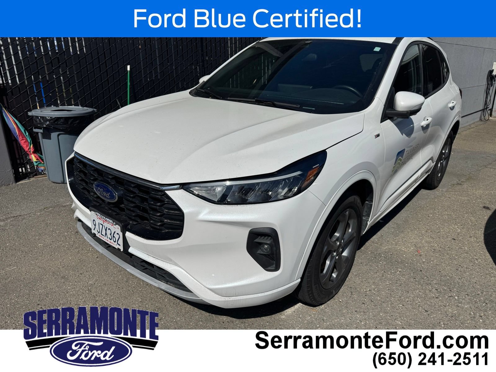 Certified 2023 Ford Escape ST-Line Select w/ Tech Pack #2 AWD/4WD image 3