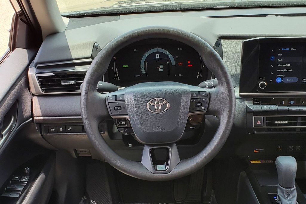 Used 2026 Toyota Camry LE FWD image 19