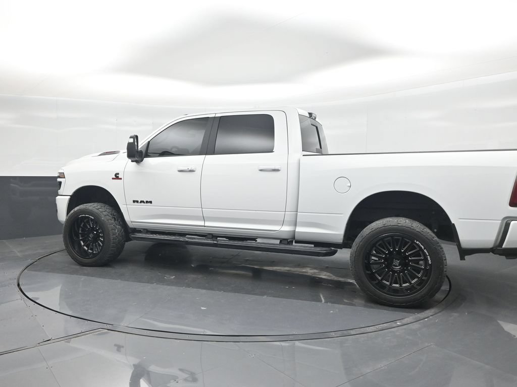 Used 2025 RAM 2500 Laramie AWD/4WD image 27