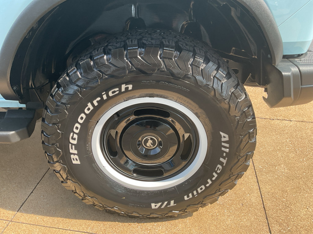 Certified 2023 Ford Bronco Heritage Edition AWD/4WD image 23