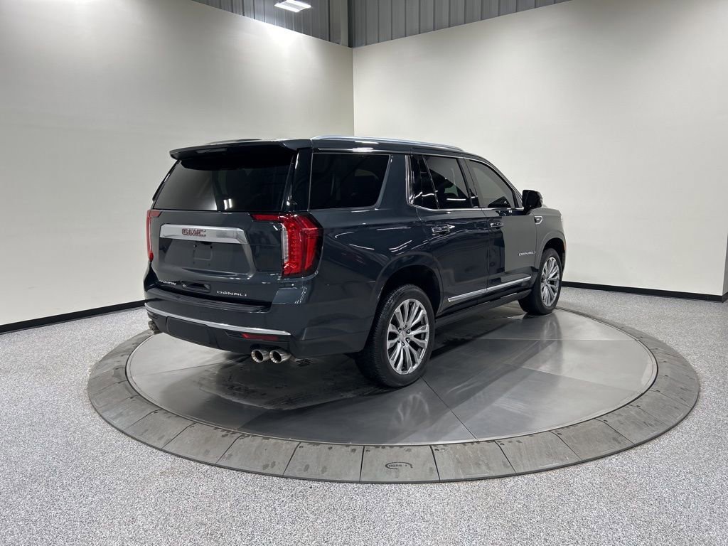 Used 2021 GMC Yukon Denali w/ Denali Premium Package image 5
