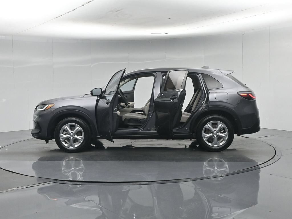Used 2024 Honda HR-V LX image 36