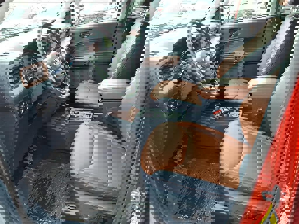 Certified 2023 Ford Maverick Lariat w/ Lariat Luxury Package image 11