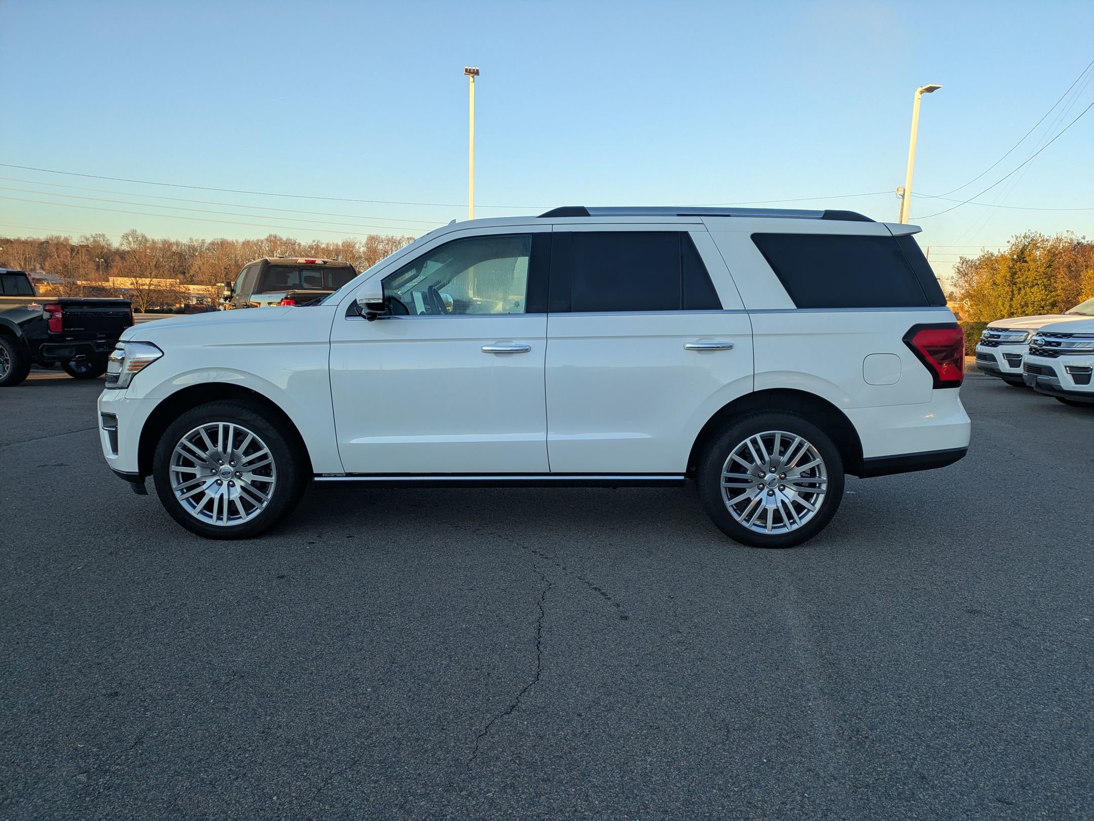 Certified 2024 Ford Expedition Limited image 7