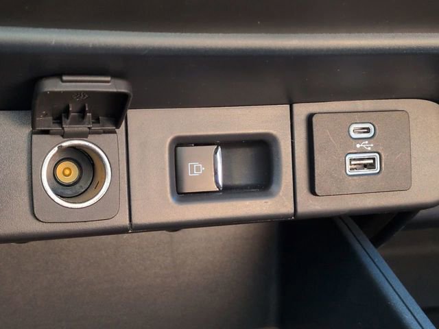 Certified 2023 Ford Maverick Lariat w/ Lariat Luxury Package image 24