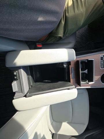 Used 2024 Toyota Sienna XLE w/ XLE Plus Package AWD/4WD image 22