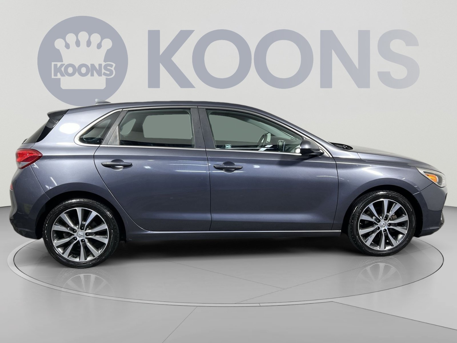 Used 2018 Hyundai Elantra GT FWD image 12
