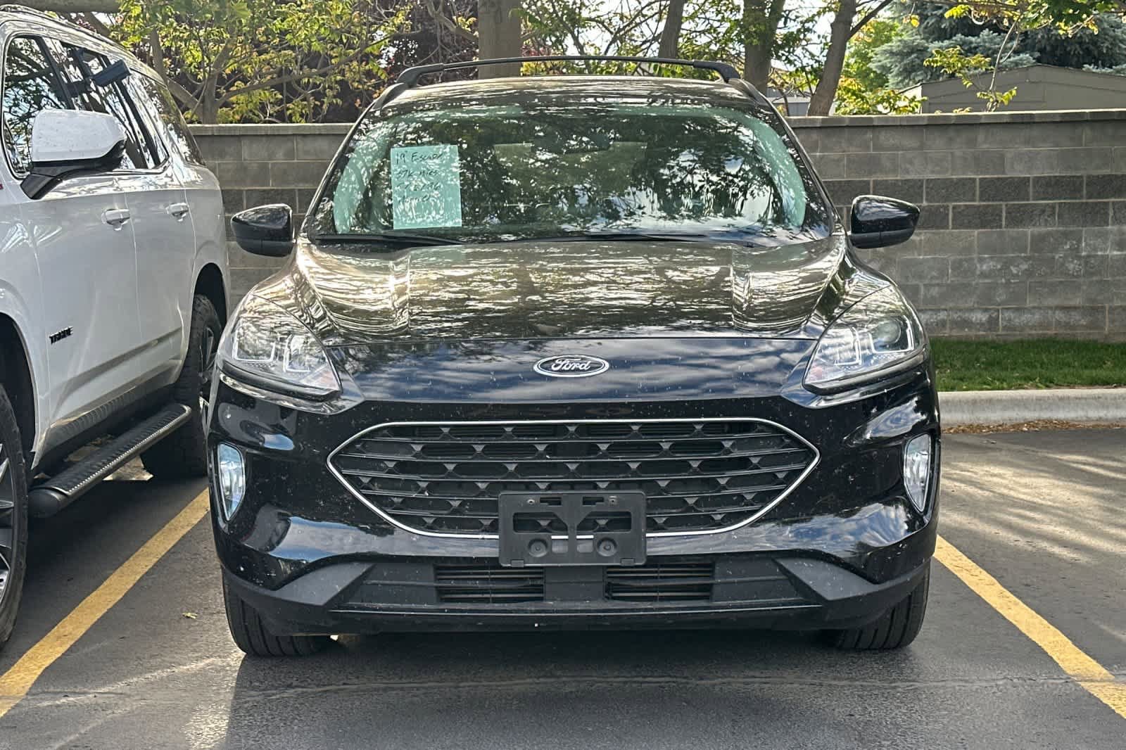 Certified 2022 Ford Escape SEL w/ SEL Stealth AWD Package image 2