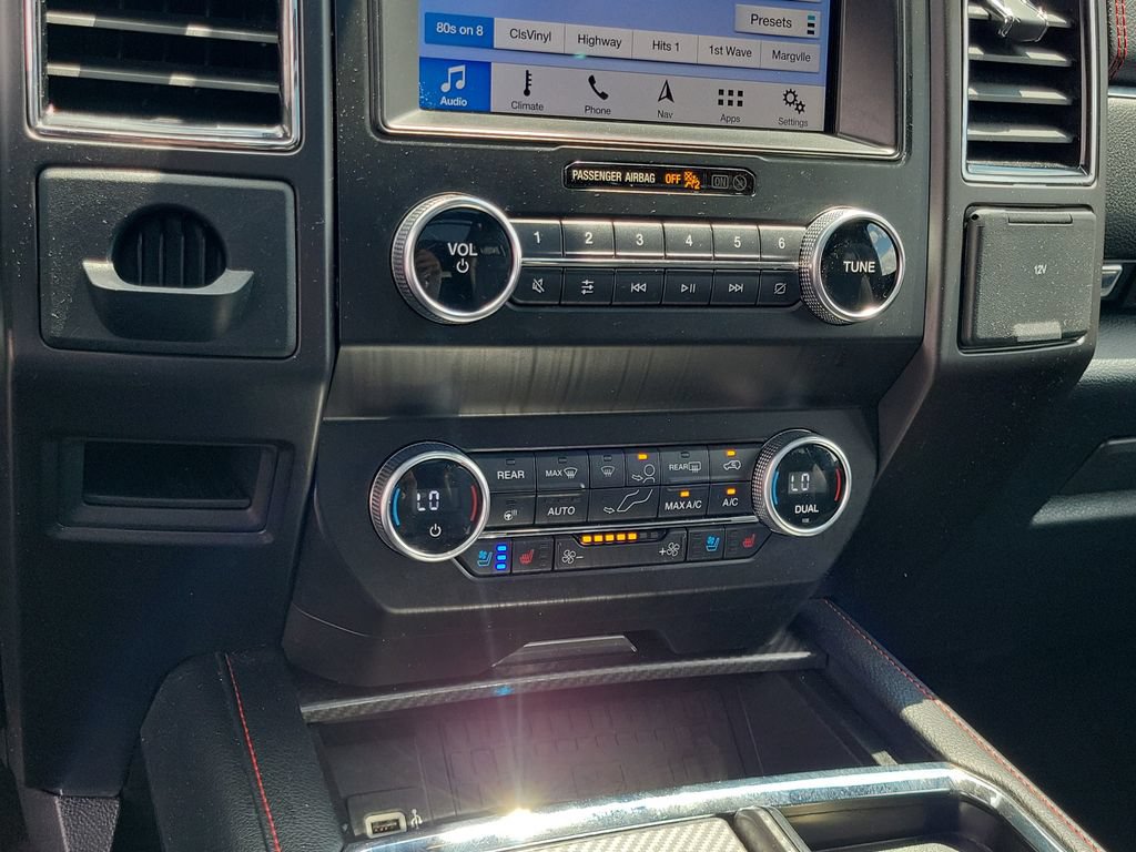 Certified 2019 Ford Expedition Limited w/ Equipment Group 303A AWD/4WD image 28
