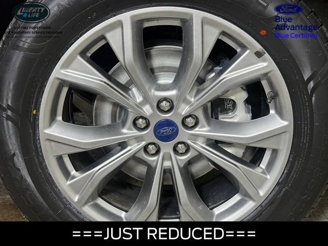Certified 2022 Ford Explorer XLT w/ Equipment Group 202A AWD/4WD image 11