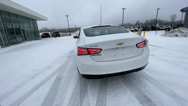 Used 2022 Chevrolet Malibu LT image 8