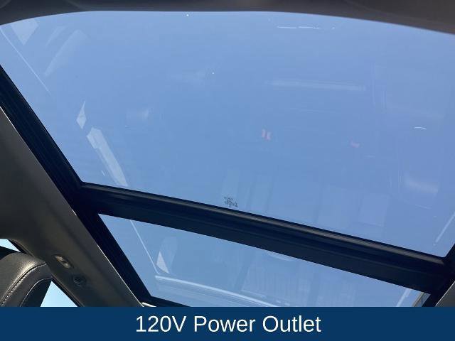 Certified 2024 Ford F250 Lariat w/ Sport Appearance Package image 19