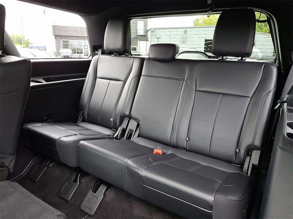 Certified 2021 Ford Expedition XLT image 12