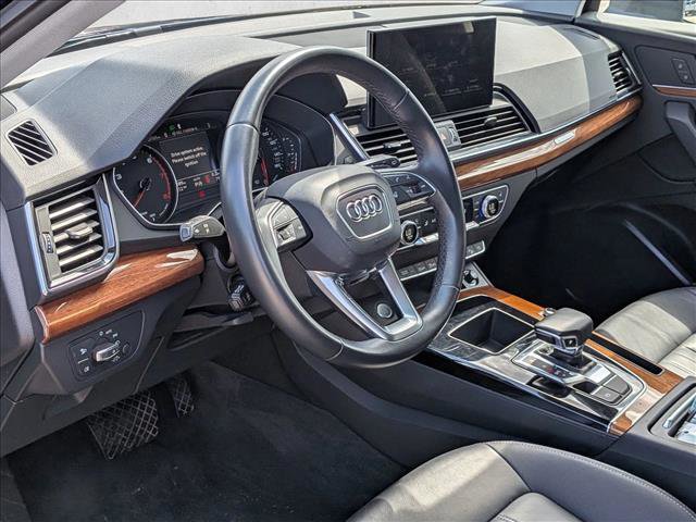 Used 2021 Audi Q5 2.0T Premium w/ Convenience Package AWD/4WD image 10