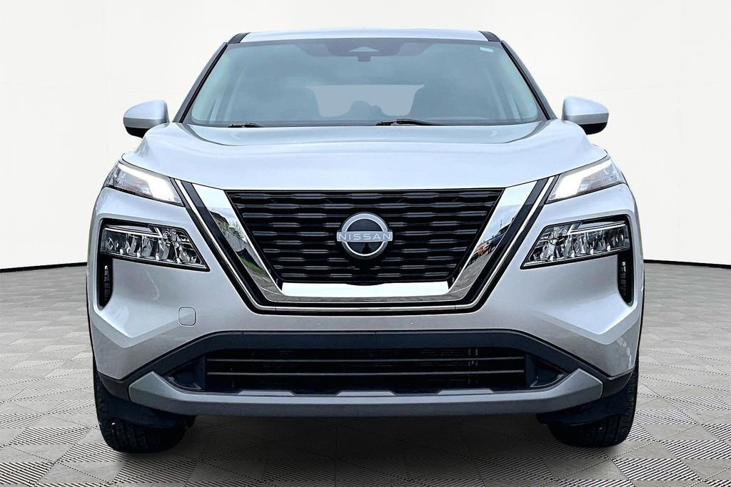 Used 2023 Nissan Rogue SV AWD/4WD image 6