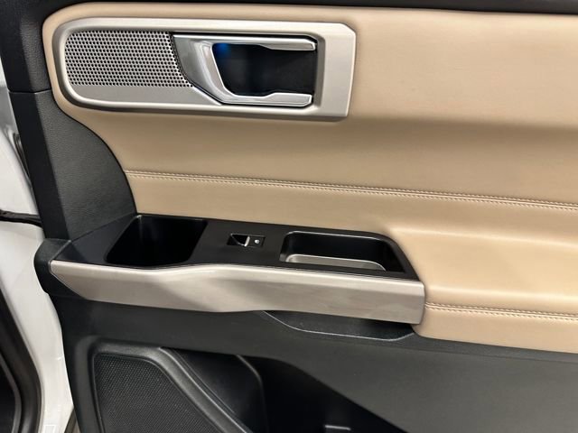 Certified 2024 Ford Explorer Limited image 16