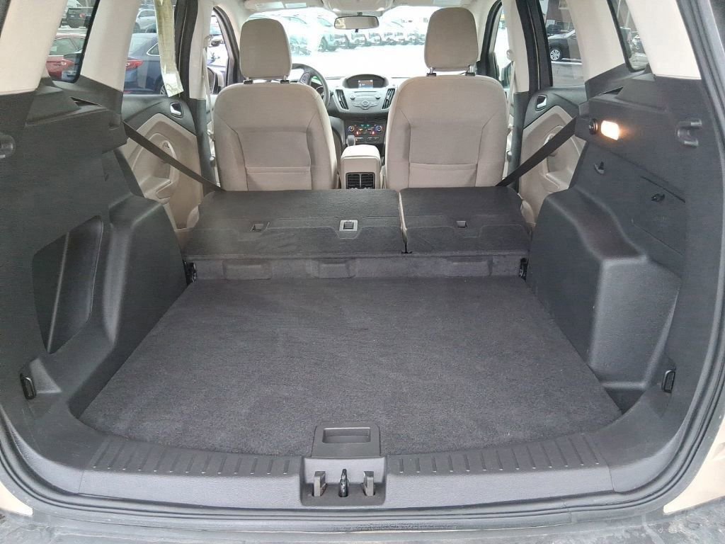 Certified 2018 Ford Escape SE image 24