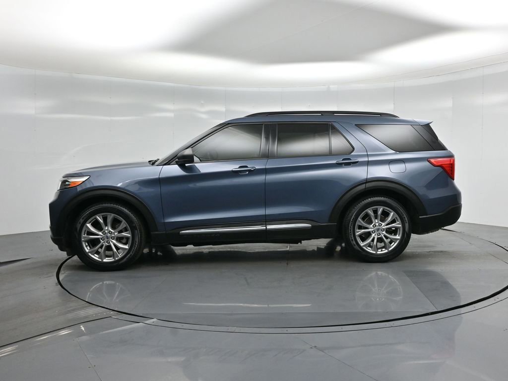 Certified 2021 Ford Explorer XLT w/ Equipment Group 202A image 22