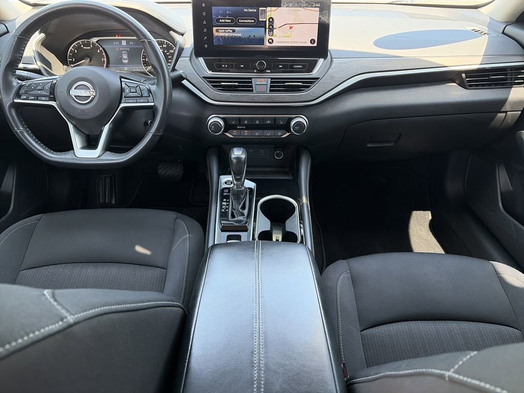 Used 2023 Nissan Altima 2.5 SV w/ SV Premium Package AWD/4WD image 14