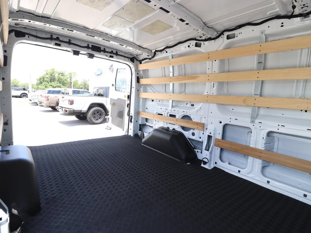 Certified 2025 Ford Transit 250 Low Roof w/ Exterior Upgrade Package RWD image 16