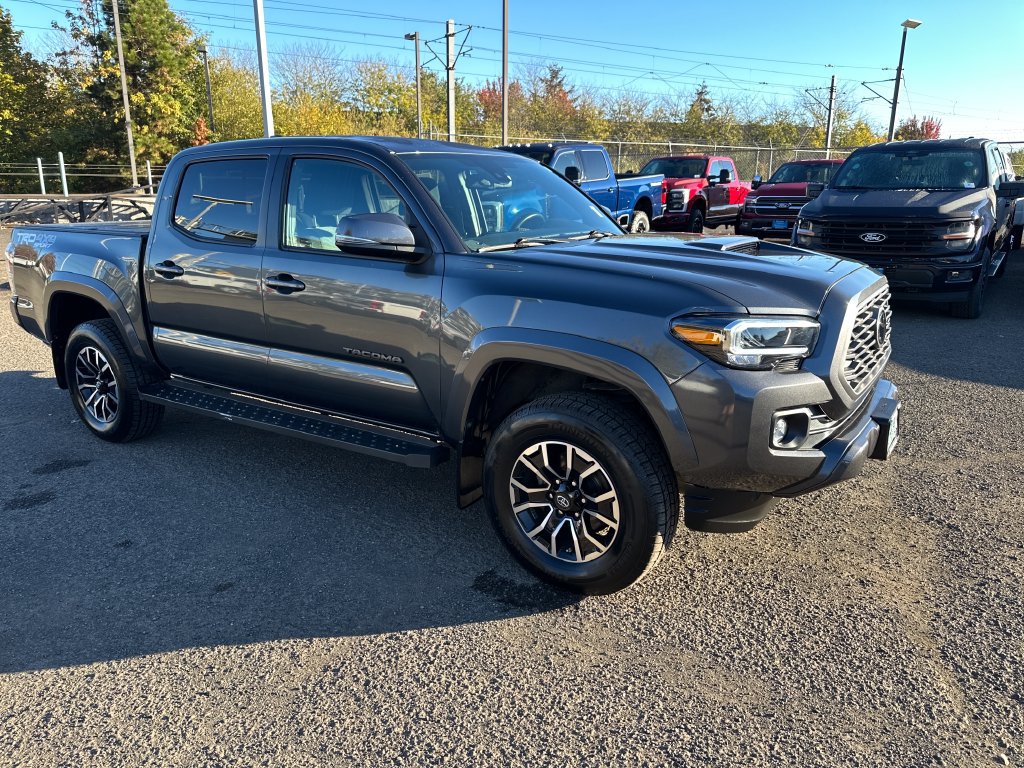 Used 2020 Toyota Tacoma TRD Sport w/ Technology Package AWD/4WD image 9