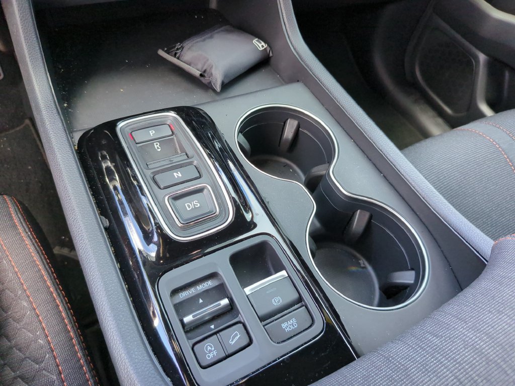 Used 2025 Honda Pilot Sport image 27