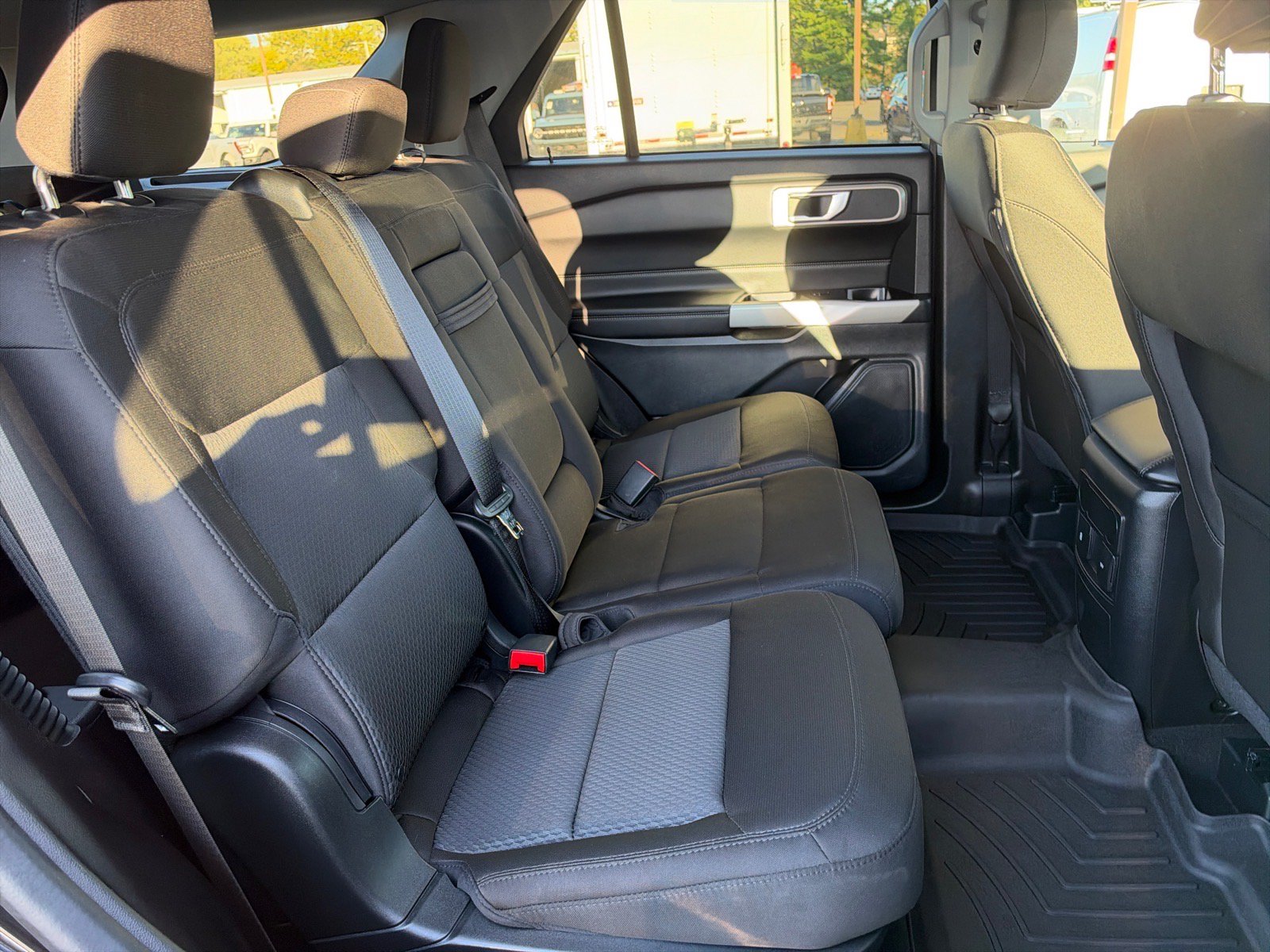 Certified 2023 Ford Explorer XLT AWD/4WD image 21