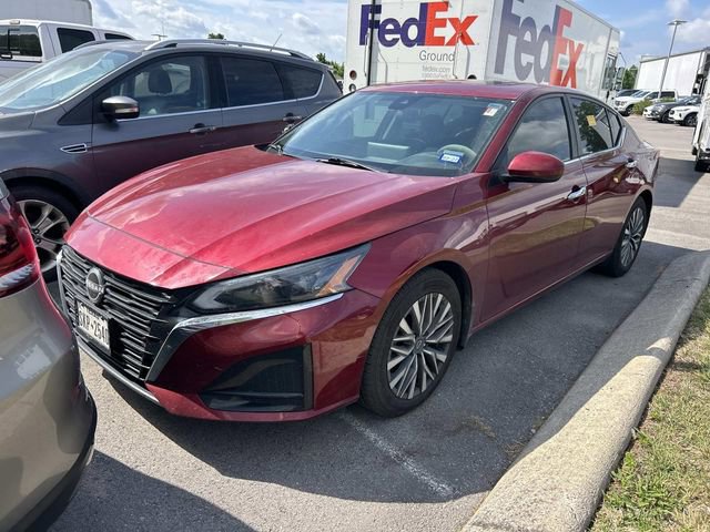 Used 2023 Nissan Altima 2.5 SV w/ SV Premium Package